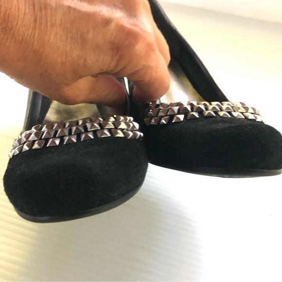 Kenneth Cole Reaction Studded Black Suede Heels Pumps 8 - Picture 10 of 13